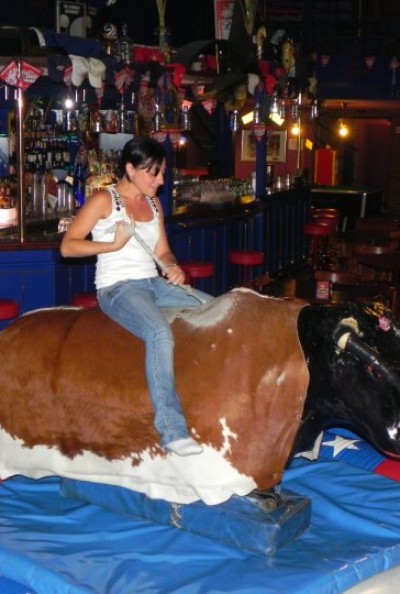 GRANDE RODEO PARTY & GIRO PIZZA € 10